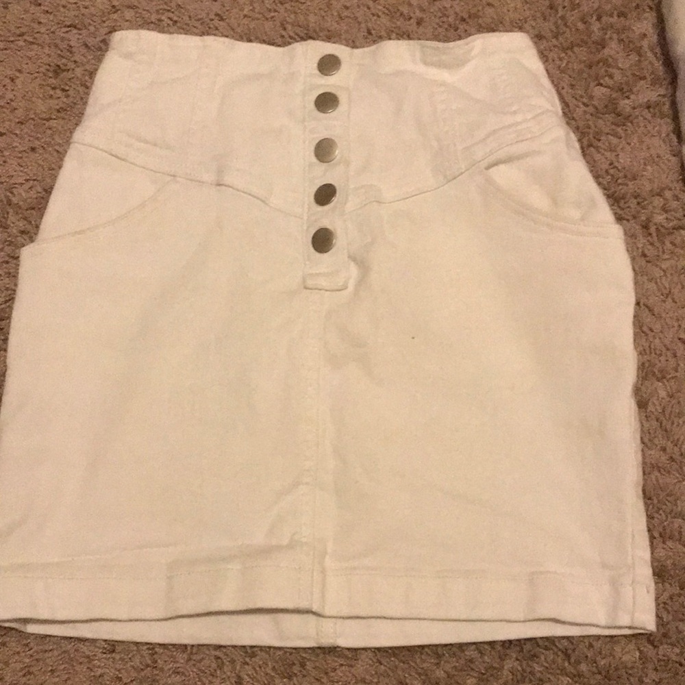 Forever 21 White Skirt
